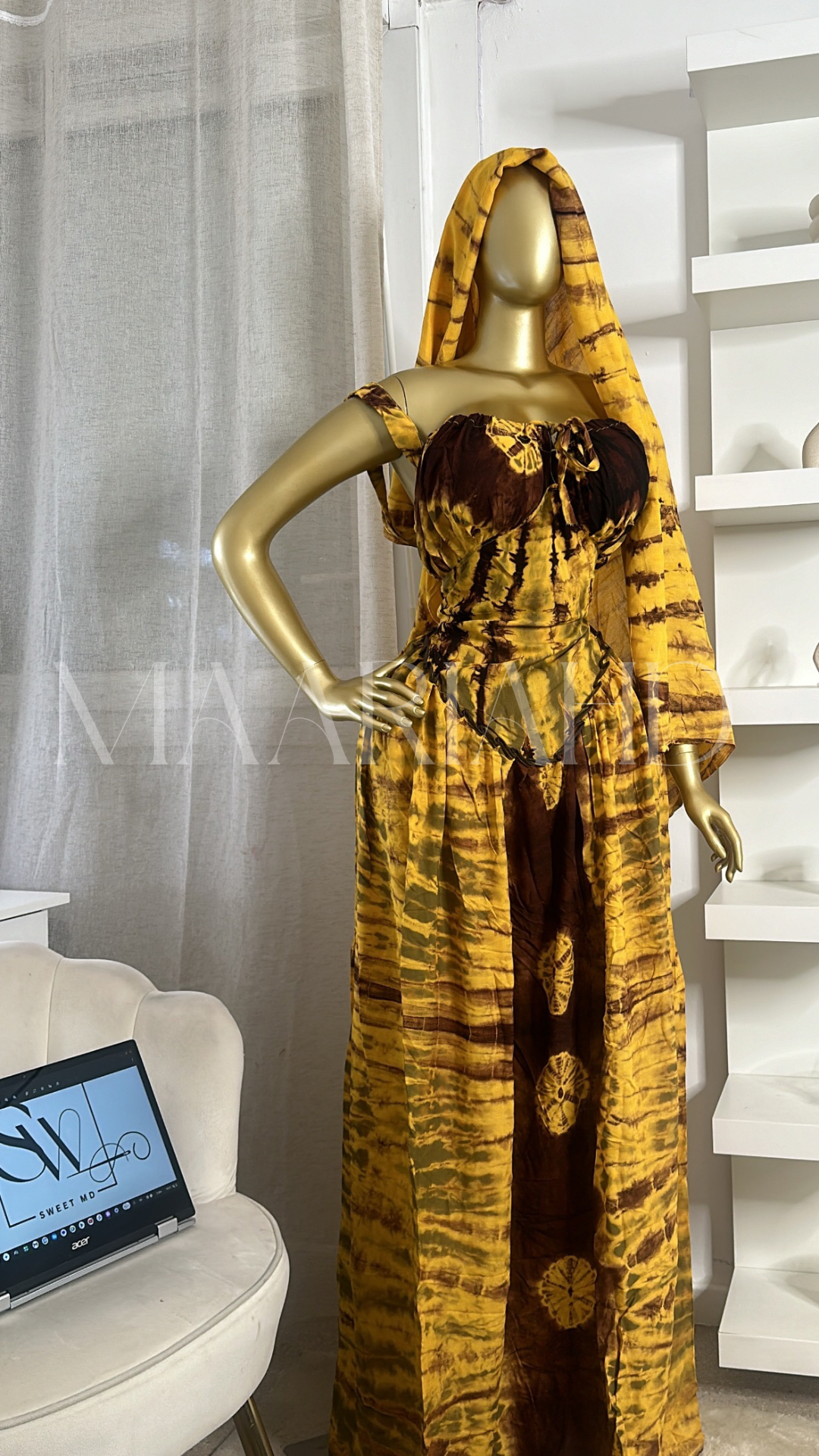 Robe Faty — foulard inclus